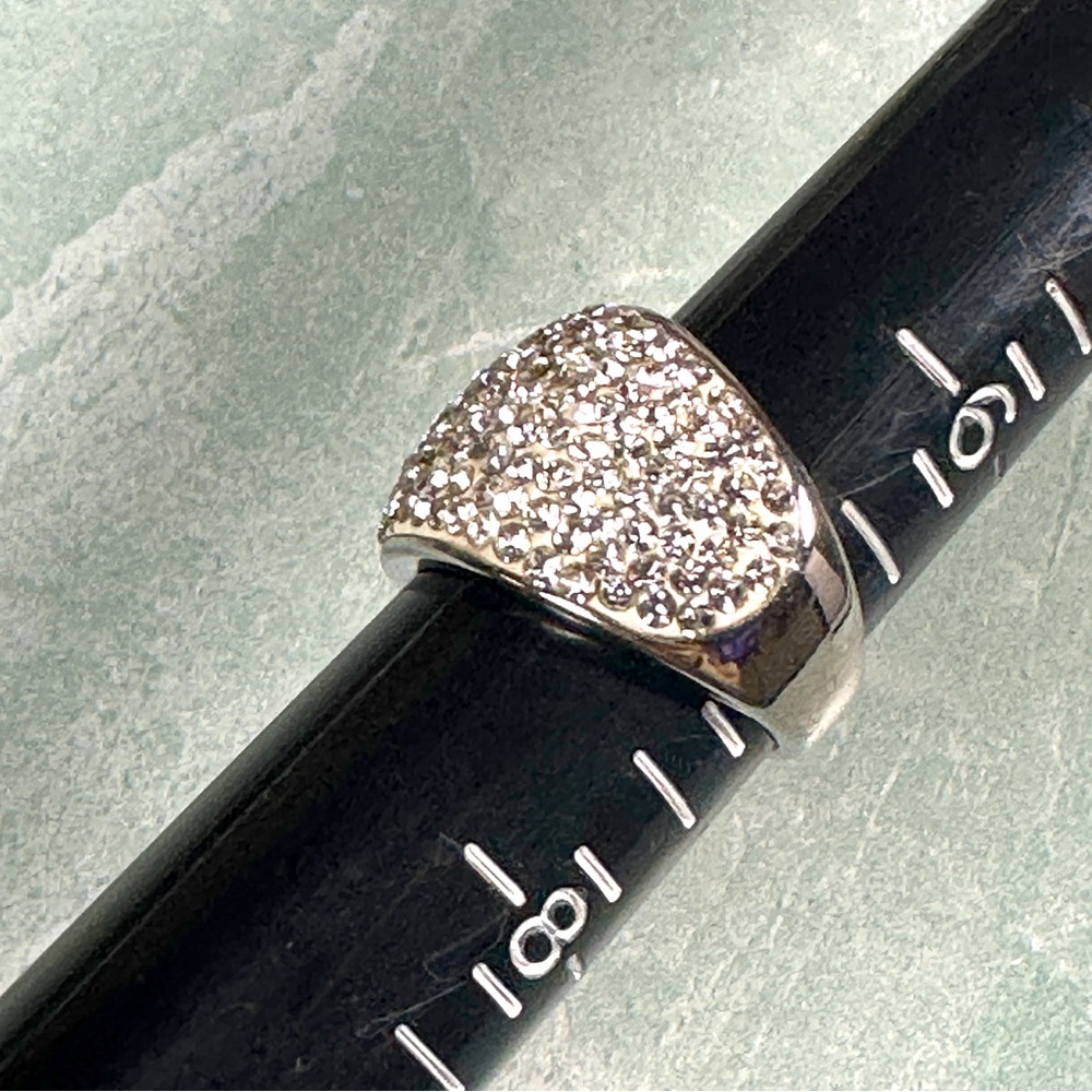 JCM stainless steel white and clear rhinestone ring in silver tone size 7